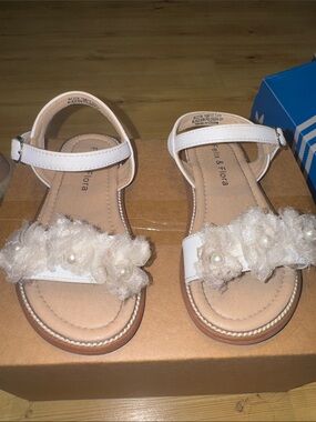 Felix & Flora Girls' White Pearl-Accent Floral Ankle-Strap Sandals